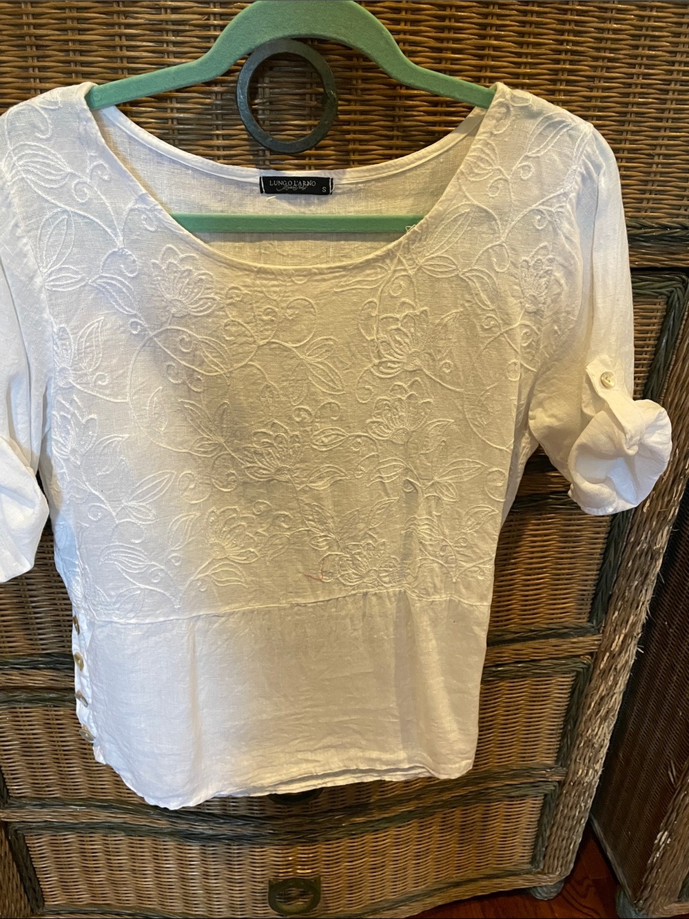Luca & Laura White Embroidered Scoop-Neck Blouse